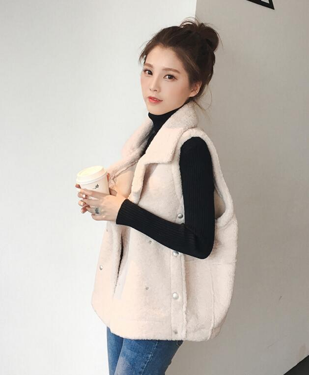 馬甲搭配什么衣服好看